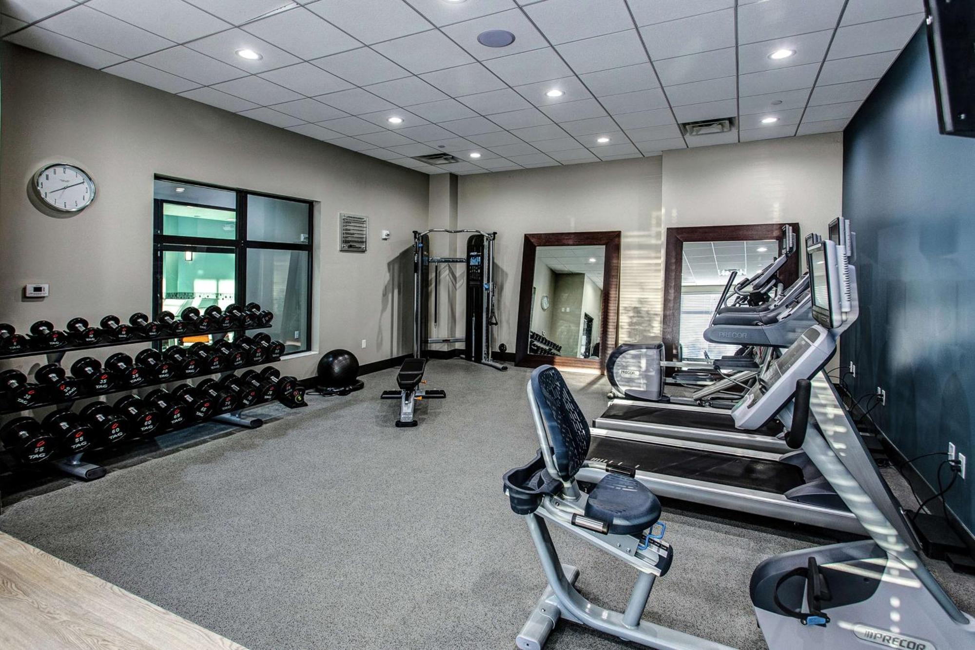 Hilton Garden Inn Топика Екстериор снимка