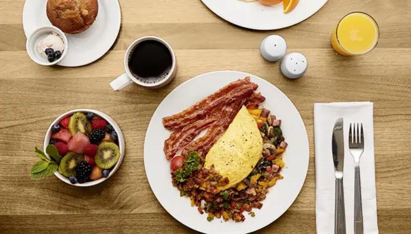 Hilton Garden Inn Топика Екстериор снимка